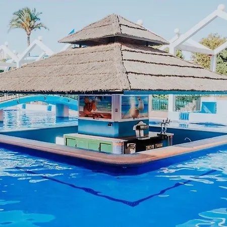 Vive Estudio Benal 1-02 Frontal Al Mar *